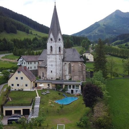 Pool, Pokale, Sauna, Billard, Kirche U. Viel Natur Vordernberg Zewnętrze zdjęcie
